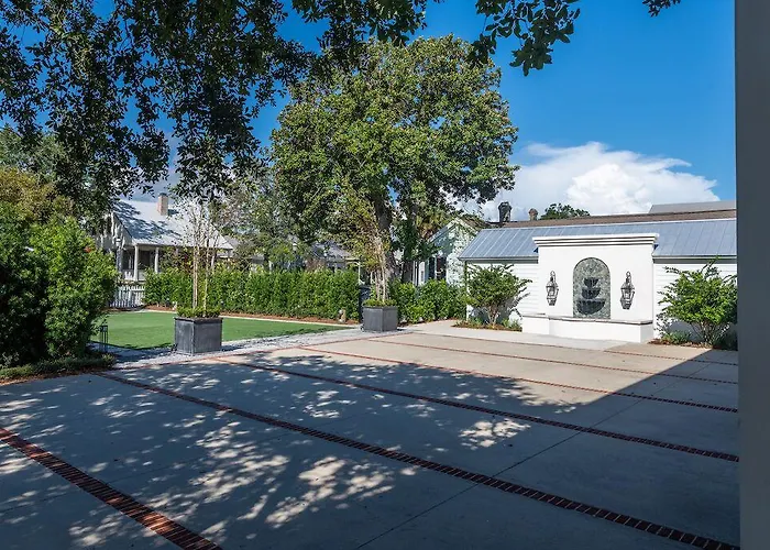 Hotel Oyster Bay Boutique (adults Only)